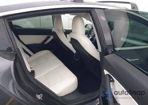 2019 Tesla Model 3 Long Range/Performance из США, поврежденный, VIN 5YJ3E1EB4KF213701